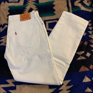 Men’s Levi’s White Jeans